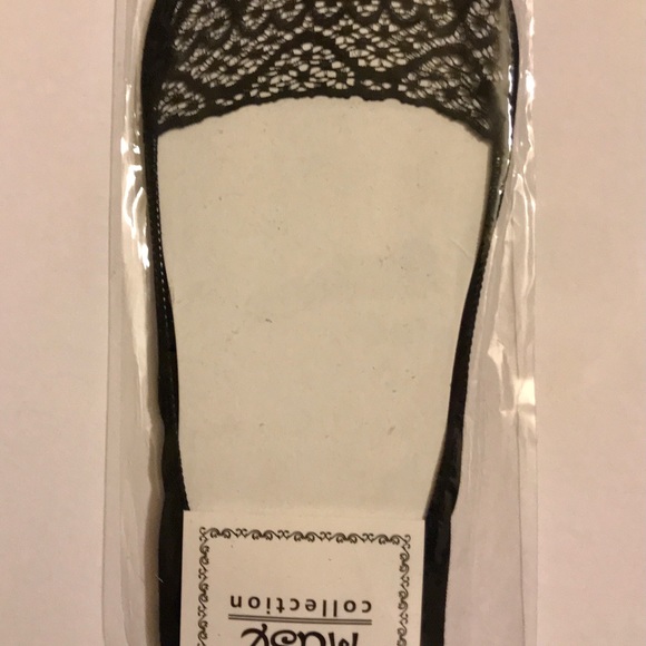 Muse Collection Lace toes, pretty, sexy Footies Footlets colors: BLK,GRY,WT,BG - Picture 3 of 12